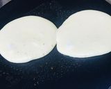 A picture of step 4 of Souffle egg pancakes.