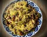 Foto del paso 8 de la receta: Spaghetti con grelos y shiitakes