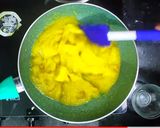 A picture of step 7 of Pineapple Sheera/Kesari.
