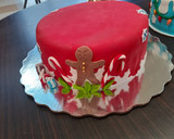 Foto del paso 10 de la receta: Pastel navideño decorado con fondant