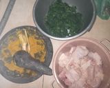 Foto langkah ke 2 dari resep Daun Singkong Kuah Santan Sederhana.