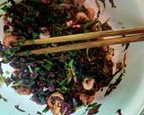 Hình bước làm 2 của món Canh bầu, rau dền nấu tôm