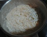 Foto del paso 3 de la receta Espaguetis con Salsa Roquefort y Peperoni