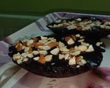 A picture of step 4 of Authentic choco nutty bar.