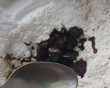 A picture of step 7 of Red Wine Cake.