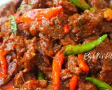 Foto langkah ke 5 dari resep OSENG MERCON DAGING SAPI By.Uli"s Kitchen.