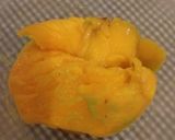 Foto langkah ke 1 dari resep Bola Biskuit Sisa & Mangga.