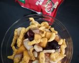 A picture of step 4 of Fruit Munch🍌🍒🍎with Kurkuray Crunch😉🌶.