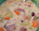 Tejfölös, habart, füstölt tarja leves, zöld fűszerekkel és zöldségekkel recept fázis 6 fotója