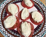 Foto del paso 2 de la receta: Ensalada de tomate y mozzarella