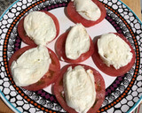 Foto del paso 2 de la receta: Ensalada de tomate y mozzarella
