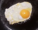 A picture of step 4 of Breakfast Burger.