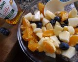 Foto del paso 1 de la receta: Crêpes rellenas de fruta, crema de requesón, yogurt griego con sirope de agave y canela