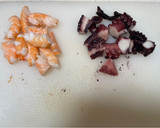 Foto del paso 1 de la receta: Papas Arrieras con Langostinos y Pulpo