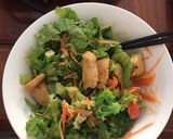 Hình bước làm 4 của món Salad trộn với ức gà sốt cam “ Eat Clean”