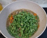 Foto langkah ke 4 dari resep Tumis Buncis Jamur Champignon.