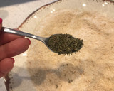 Foto del paso 3 de la receta: Bistec apanado clásico (milanesa) con coliflor granulada
