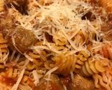 Foto del passaggio 3 della ricetta Pasta con sugo di salsiccia