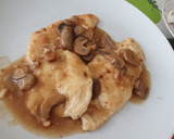 Foto del paso 8 de la receta: Pollo con salsa de champiñones