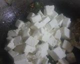 A picture of step 3 of Paneer mint stir fry.