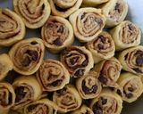 A picture of step 6 of Chocolate cinnamon buns.
