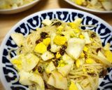Foto del paso 2 de la receta: Spaghetti a la trufa con pasas y huevo