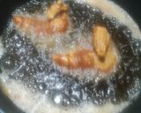 A picture of step 3 of Chicken broast with tandor chpati and pyaz chatnii...😋.