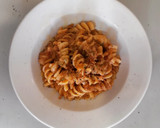 Foto del paso 6 de la receta: Espirales con salsa cremosa de butifarra y pisto