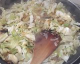 Foto del paso 2 de la receta: Pasta con col