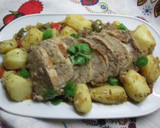 Foto del paso 6 de la receta: Cinta de lomo al vino dulce con patatas