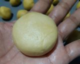 Foto langkah ke 5 dari resep Bolen Pisang Coklat.