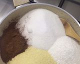صورة لخطوة 1 من وصفة راس العبد (كرات سميد)