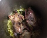 Foto del paso 2 de la receta: Judías con perdiz y paloma Torcaz