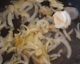 Une image de l'étape 3 de Émincé poulet sauce mozzarella PDT et courgettes à la tapenade.