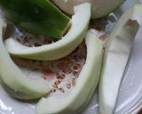 A picture of step 1 of Raw papaya pickle.