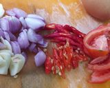 Foto langkah ke 1 dari resep Tumis Orak-Arik Kol Wortel.