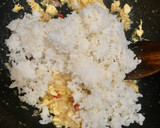 Foto langkah ke 5 dari resep Nasi Goreng Kepiting.