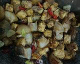 Foto langkah ke 4 dari resep Sambal Goreng Tempe Kikil Sapi.