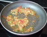 Foto del paso 1 de la receta: 🥘 Arroz negro con alioli