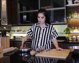 Foto langkah ke 3 dari resep Apple Pie Ala MCDONALDS: RENYAH DI LUAR GURIH DI DALAM.