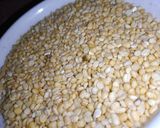 A picture of step 1 of Moong Daal Pakory.