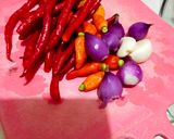 Foto langkah ke 1 dari resep Sambal Terasi Mami Adit.