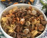 Foto del paso 8 de la receta: Macarrones con gambita y almeja