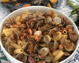 Foto del paso 8 de la receta: Macarrones con gambita y almeja