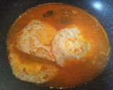 Foto langkah ke 6 dari resep Telur Kuah Pedas.