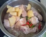 Foto langkah ke 3 dari resep Semur Ayam Saus Tomat.