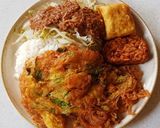 Foto langkah ke 4 dari resep Lauk Pauk (Telur Dadar ala WarTeg).