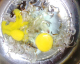 எக் பெப்பர் நூடுல்ஸ் ரெசிபி ஸ்டேப் 2 புகைப்படம்