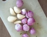 Foto langkah ke 2 dari resep Oseng Daun Pepaya.