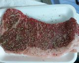 รูปขั้นตอนการทำที่ 1 ของ Striploin steak by air fryer